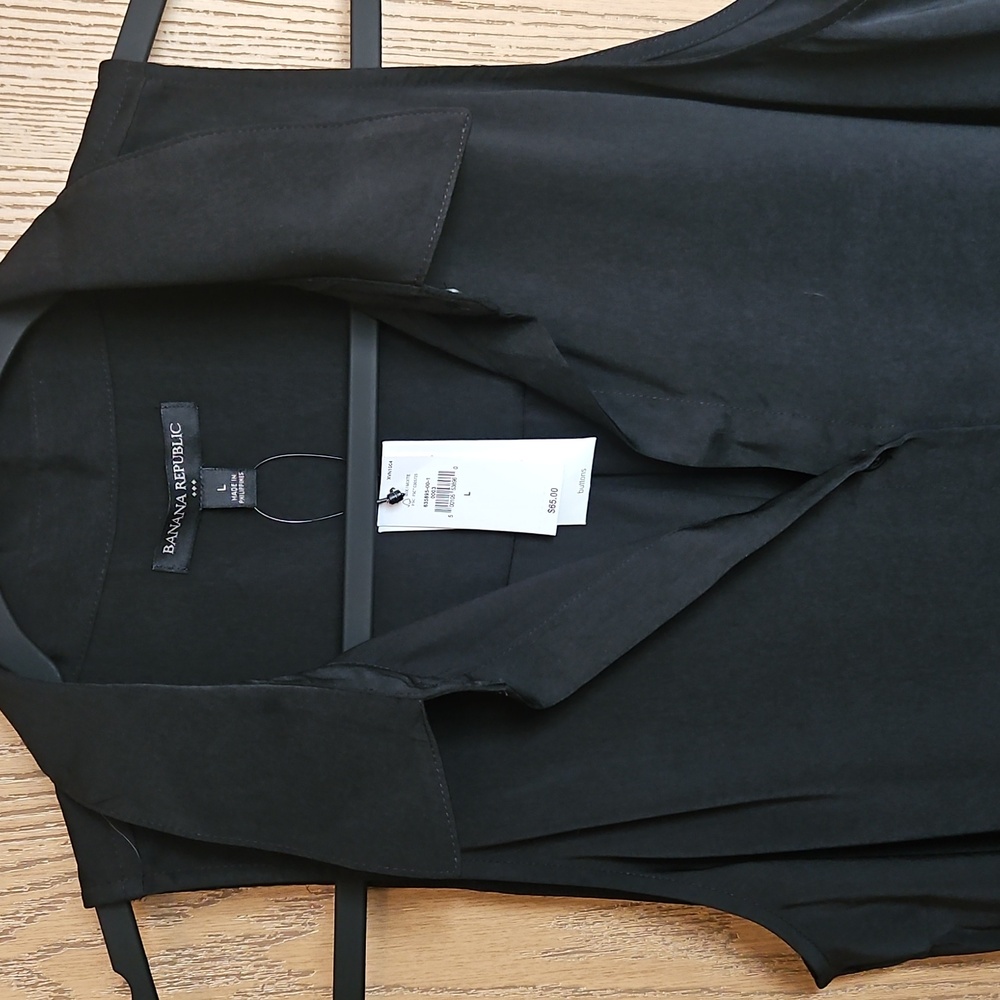 NWT Banana Republic Black Sleeveless Blouse - Picture 3 of 7